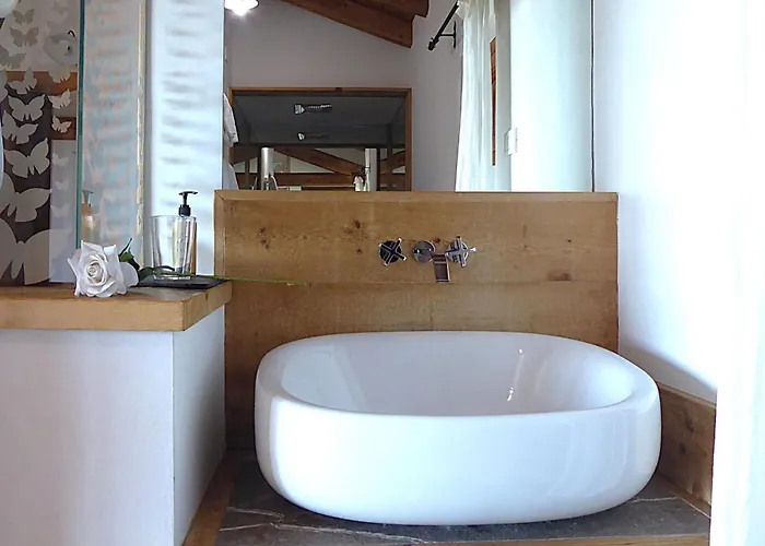 Villa Montello Pool, Jacuzzi, Ac, Wifi, Treviso Volpago del Montello
