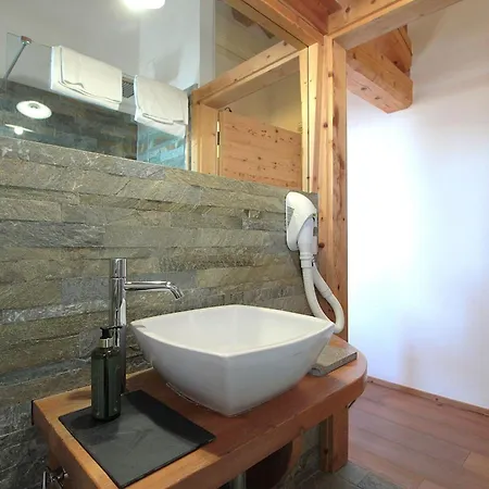 Montello Pool, Jacuzzi, Ac, Wifi, Treviso 别墅 *