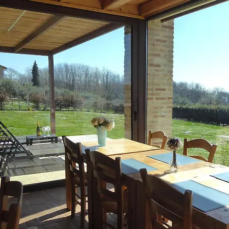 Montello Pool, Jacuzzi, Ac, Wifi, Treviso * Volpago del Montello