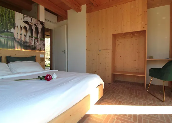 Montello Pool, Jacuzzi, Ac, Wifi, Treviso Villa Volpago del Montello