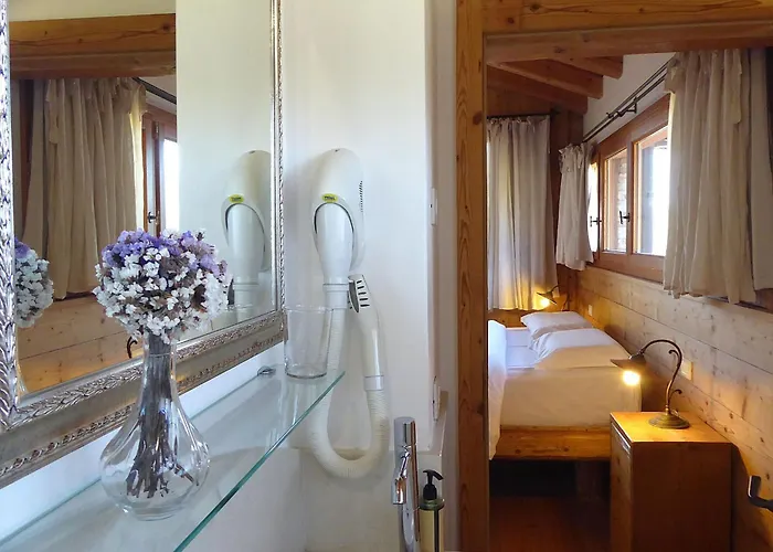 Montello Pool, Jacuzzi, Ac, Wifi, Treviso Villa